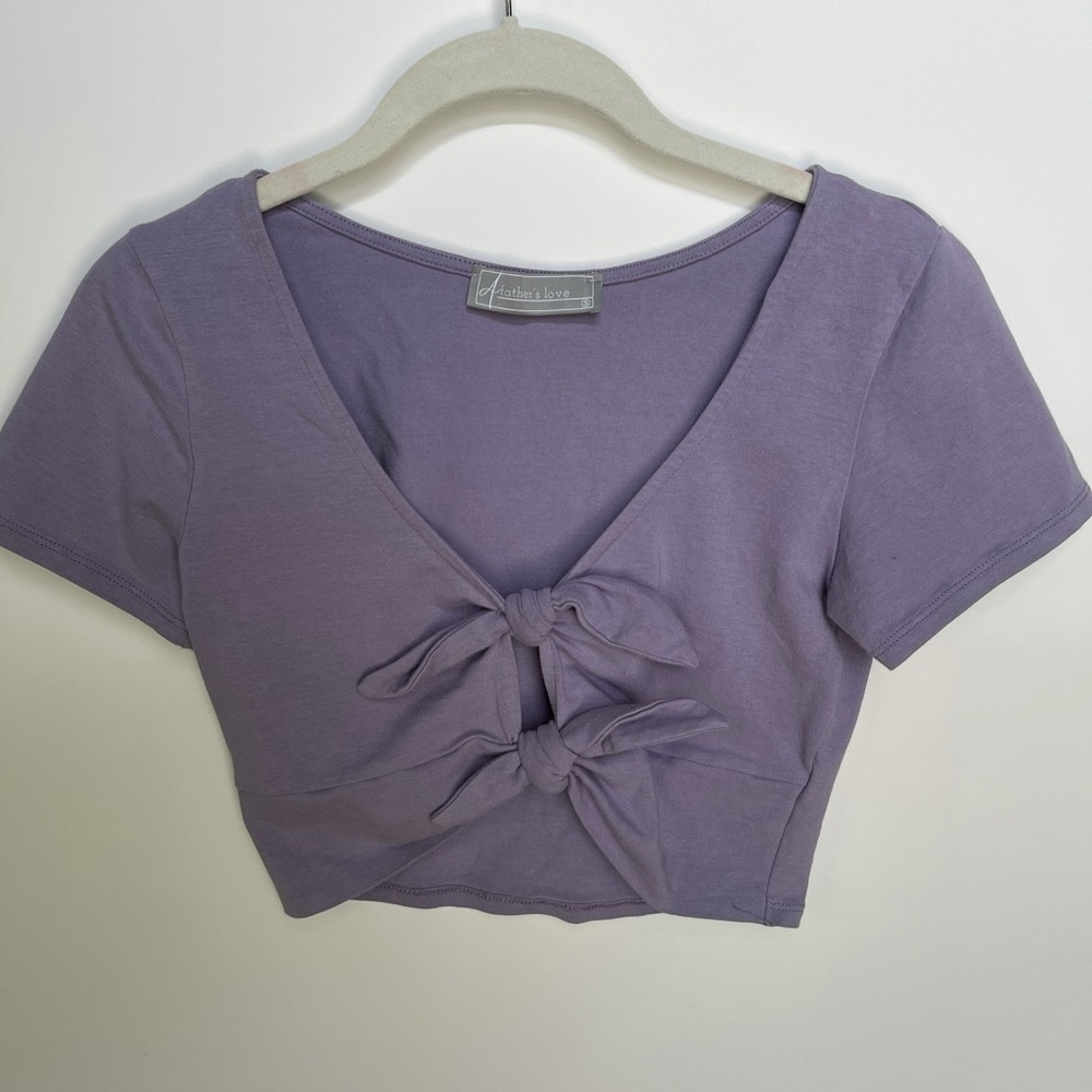 Lizard thicket Crop top